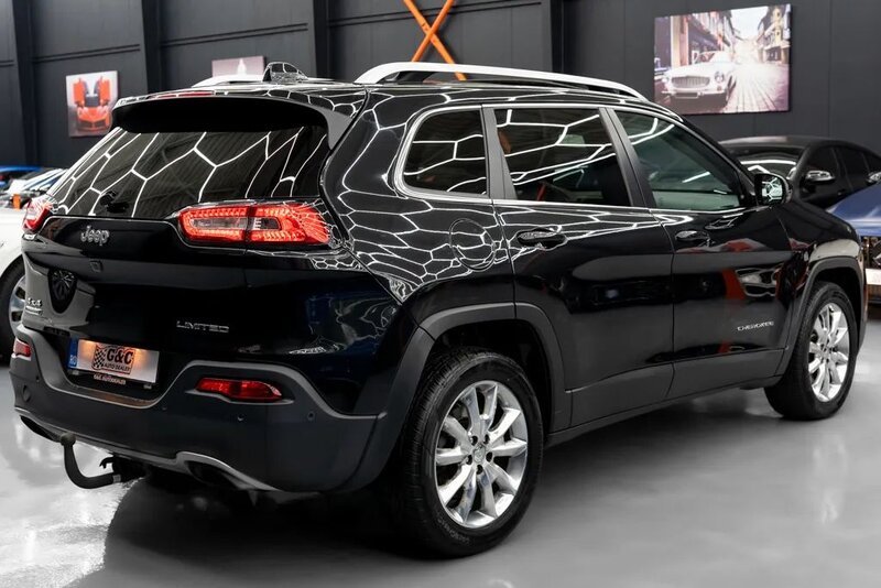 Jeep Cherokee